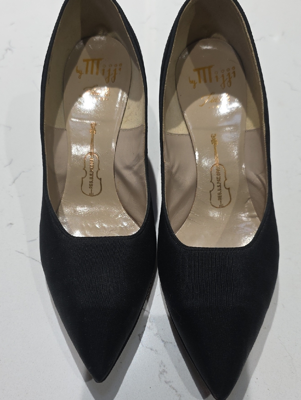 Mijji Fiddle Vintage 50's/60's  Black Satin Pointed Toe Women's Pumps Eu6 USA 7